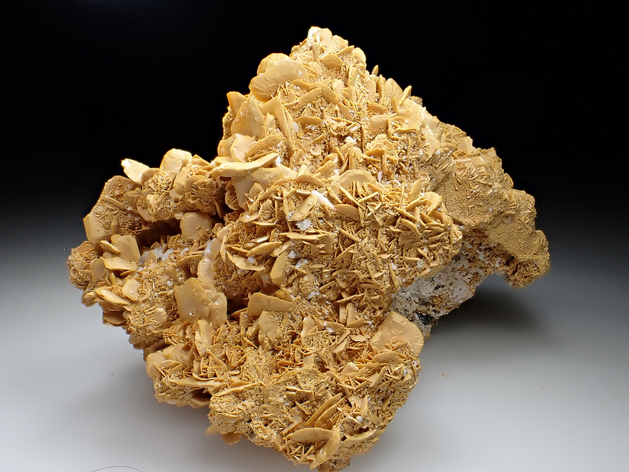 Wulfenite