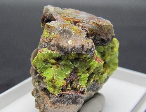 Uranocircite