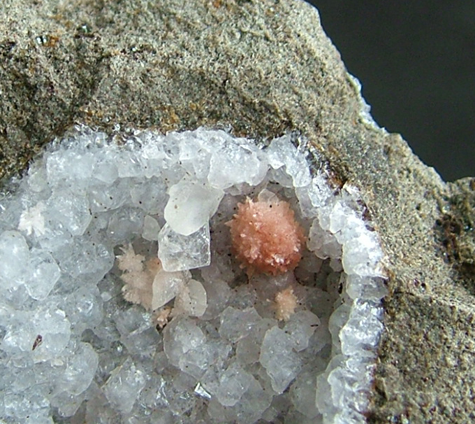 Thomsonite With Analcime & Calcite