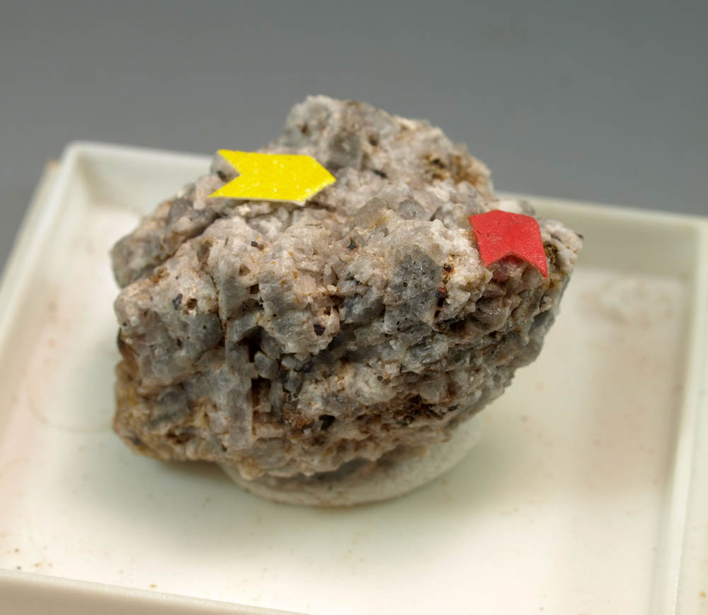 Vicanite-(Ce) & Uraninite