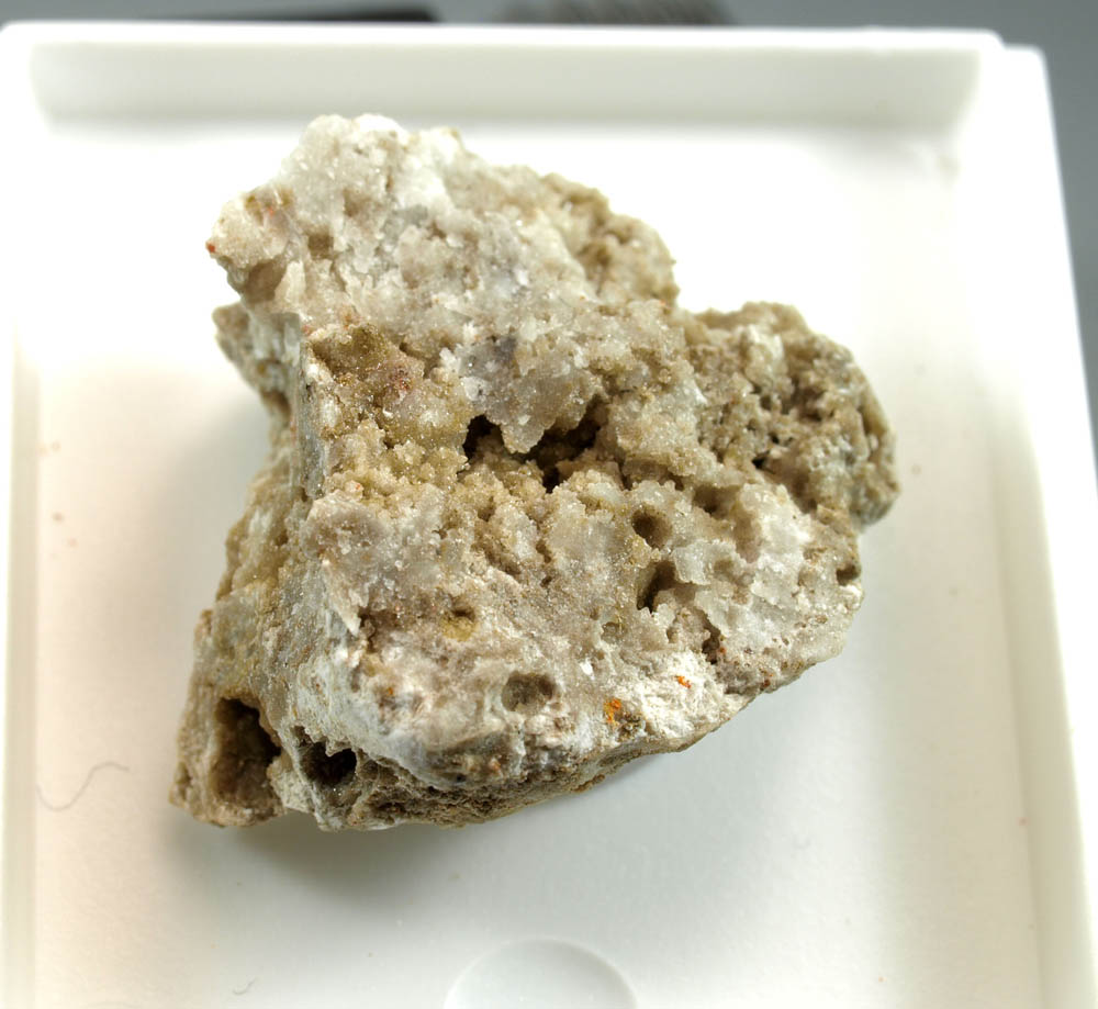 Huizingite-(Al)