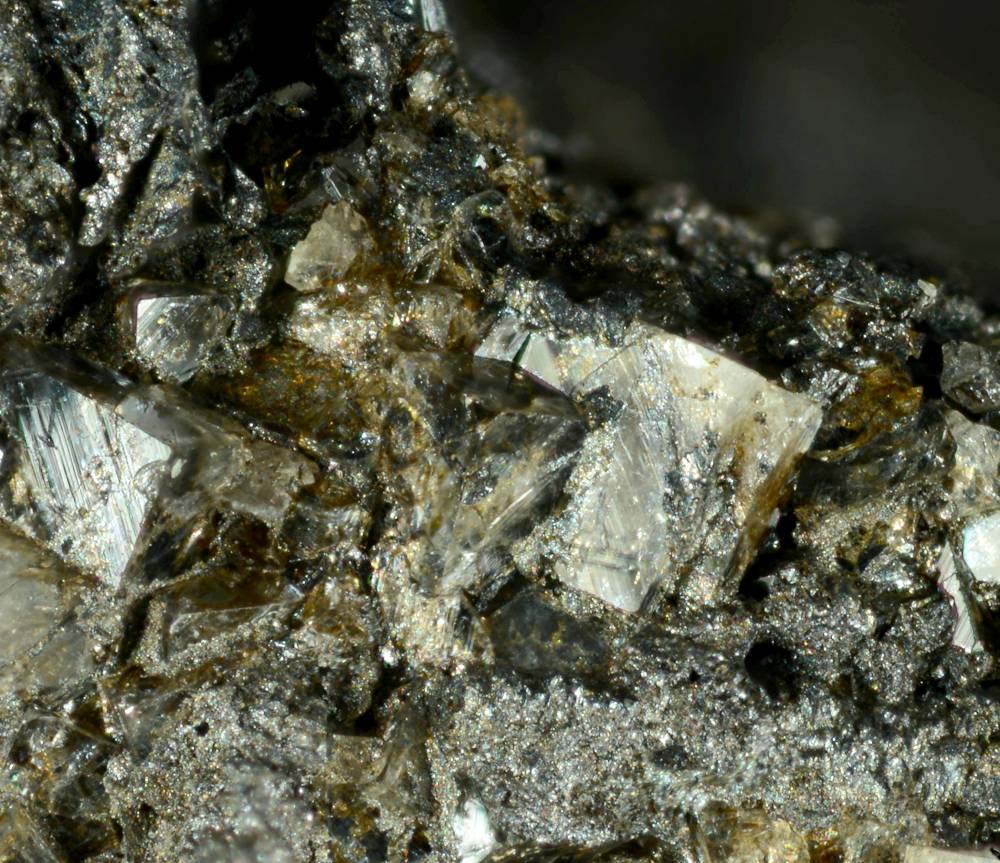 Arsenogoyazite