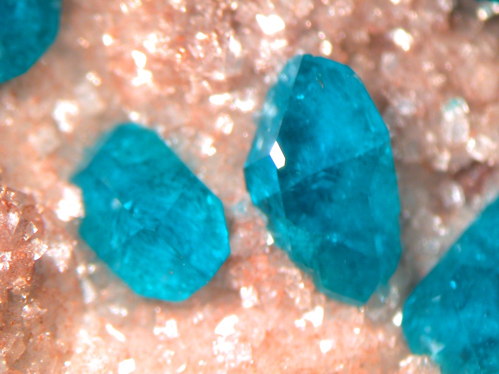 Minrecordite & Dioptase