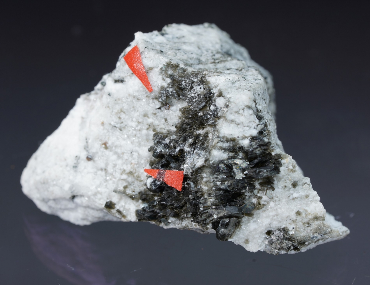 Gasparite-(Ce) & Anatase