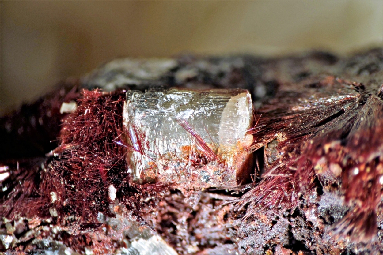 Kermesite Valentinite