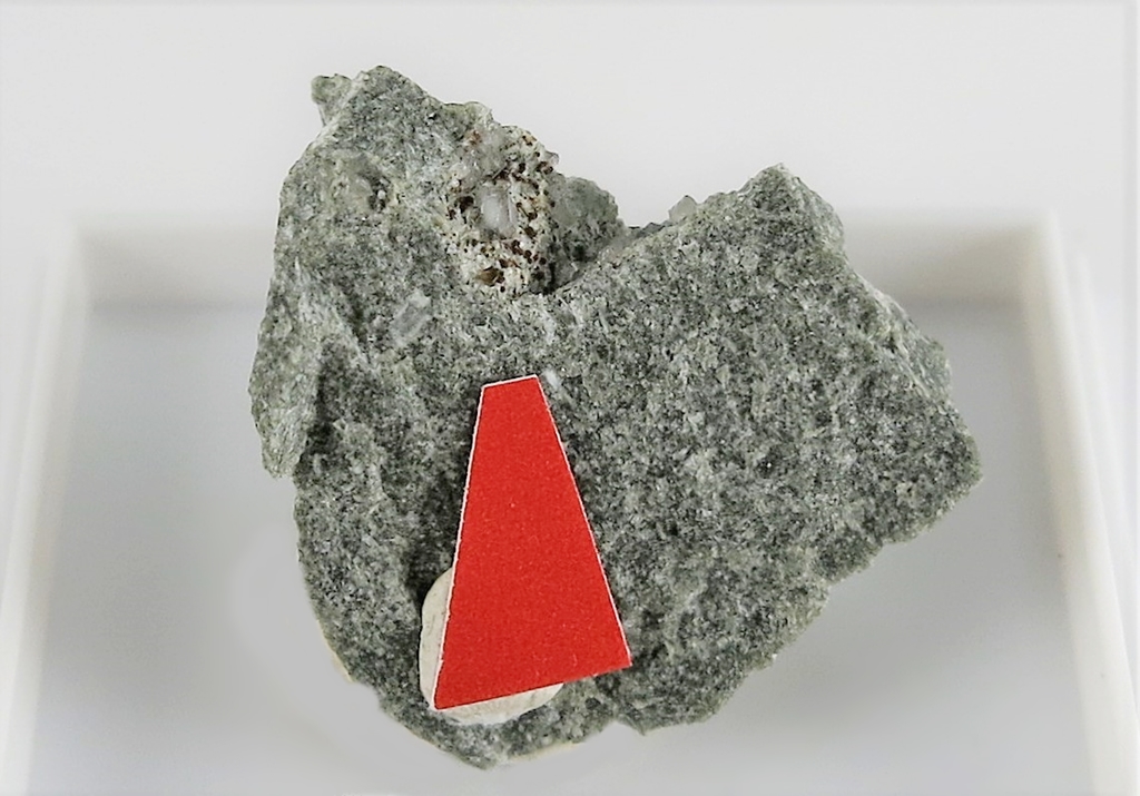 Sphalerite & Unnamed (Fe-analogue of Zakharovite)