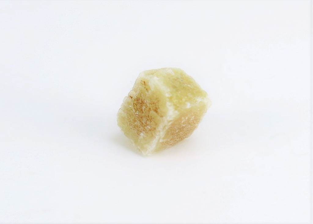 Leucophanite
