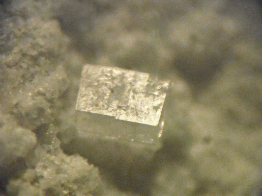 Heulandite-Sr