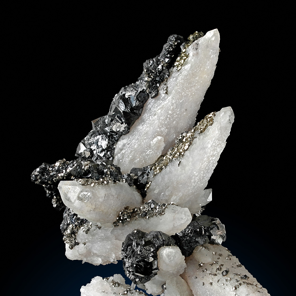 Quartz Sphalerite & Pyrite