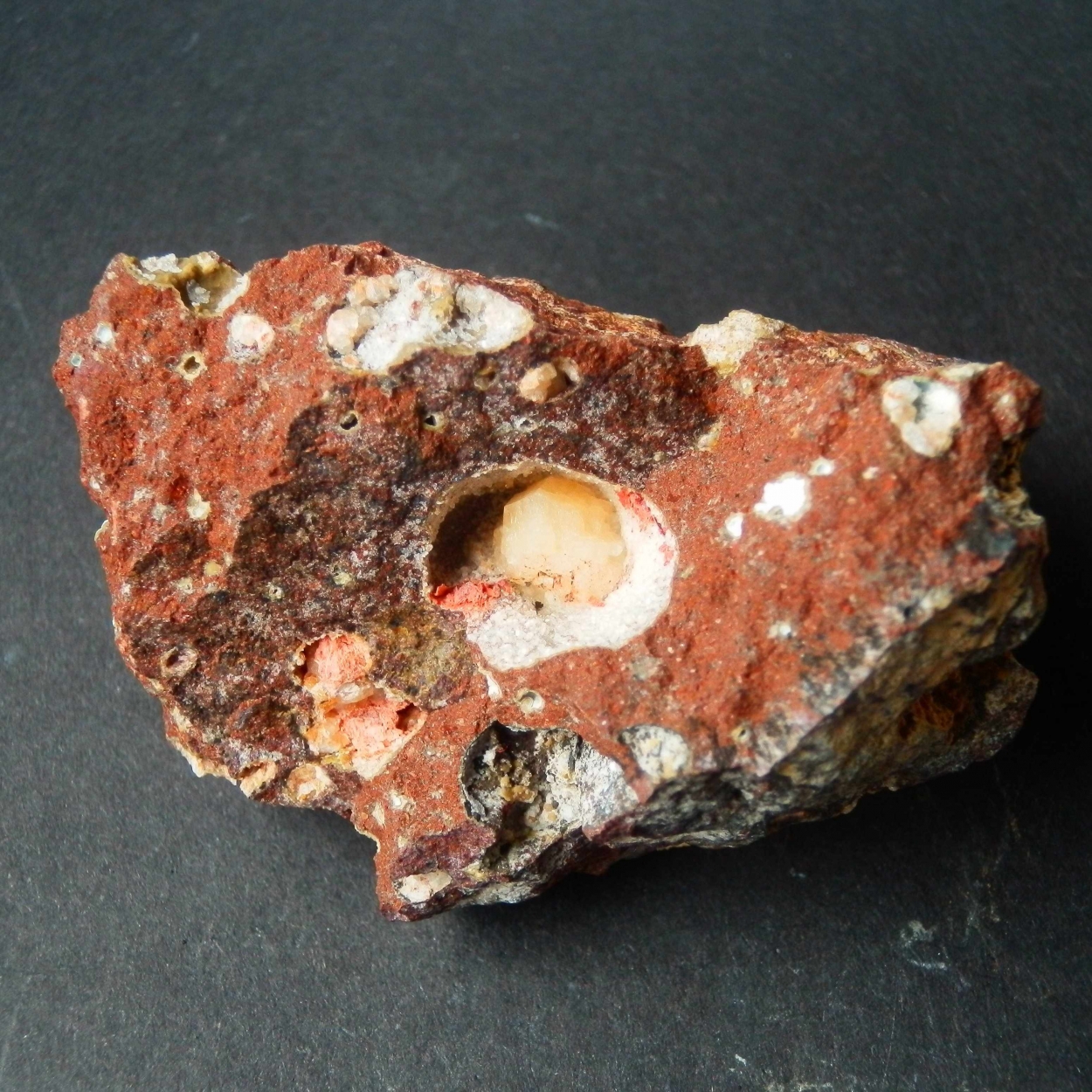 Chabazite Phillipsite & Analcime