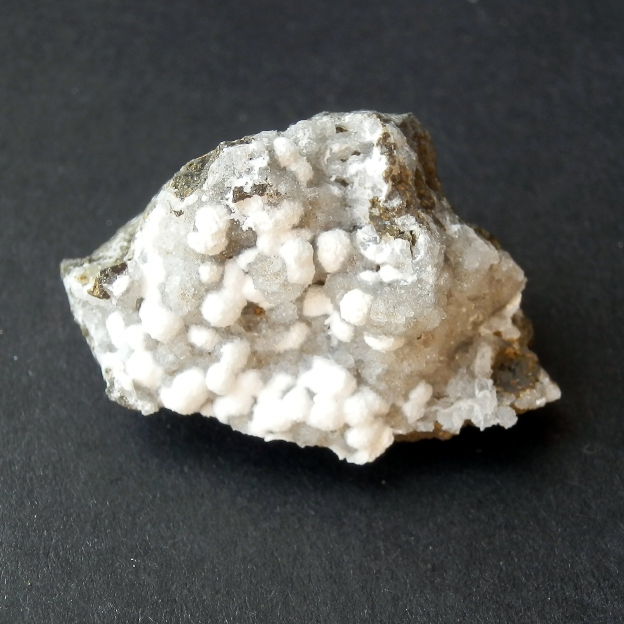 Tacharanite & Phillipsite