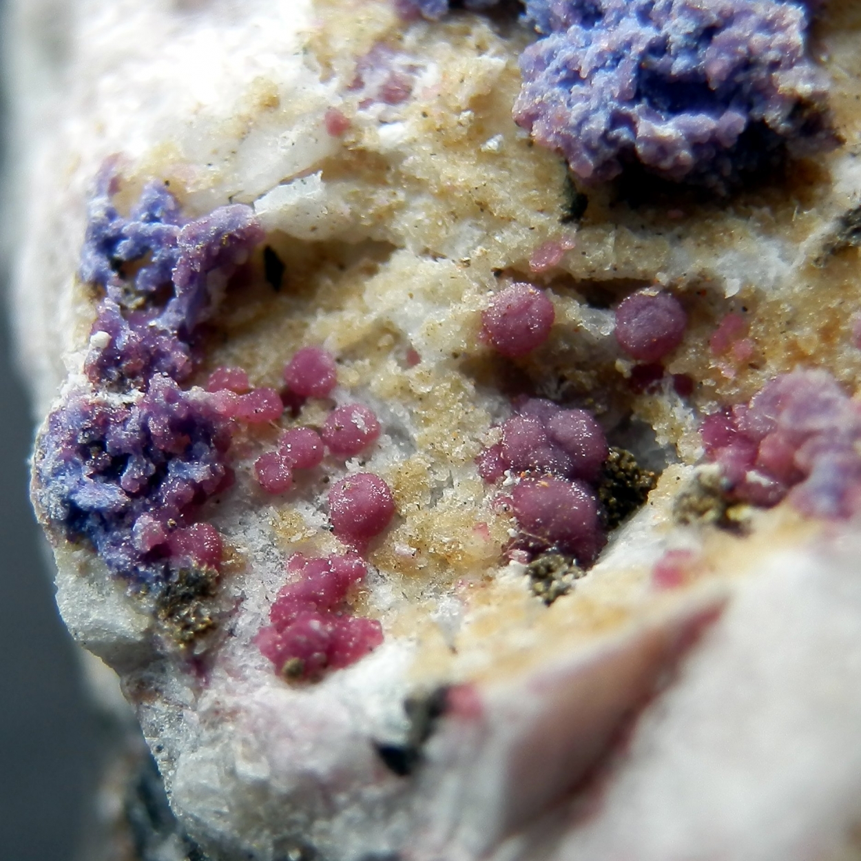 Strengite & Phosphosiderite