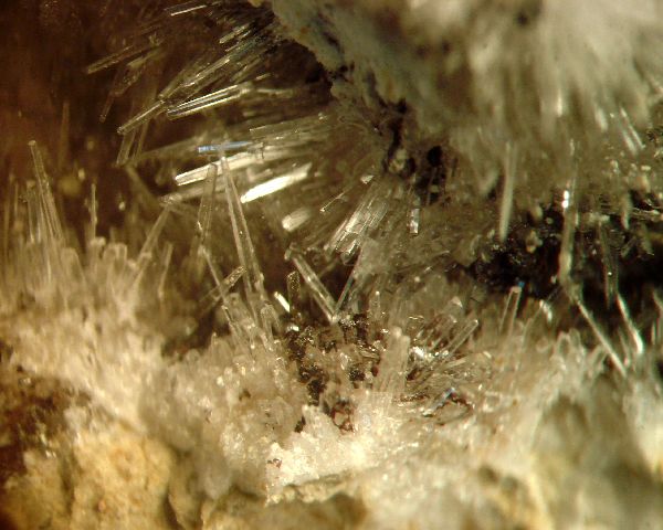 Kutnohorite On Aragonite