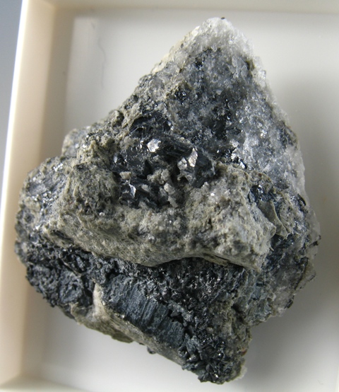 Betekhtinite