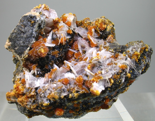 Hutchinsonite & Orpiment