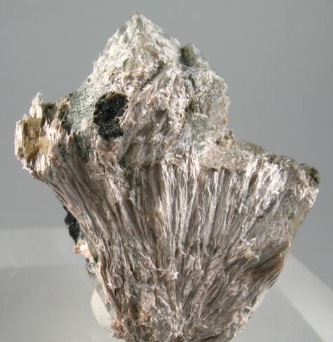 Yuksporite