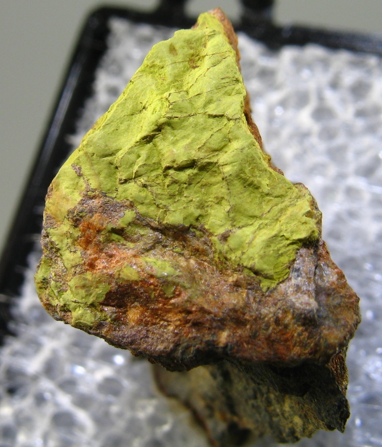 Chapmanite