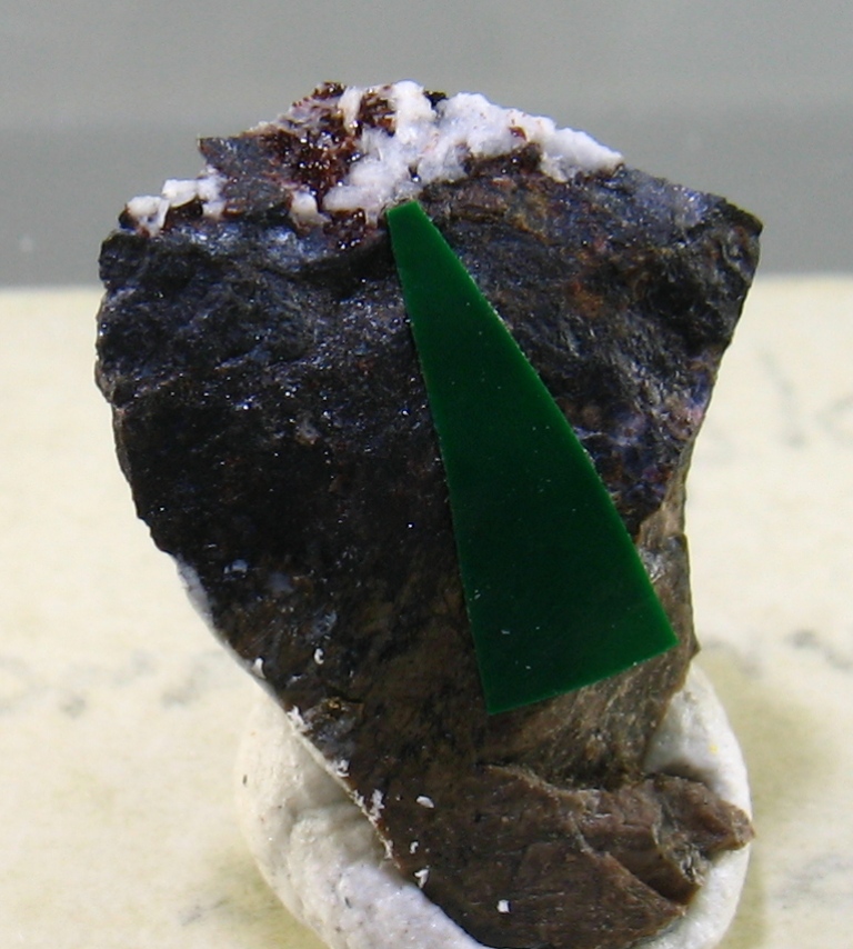 Colquiriite