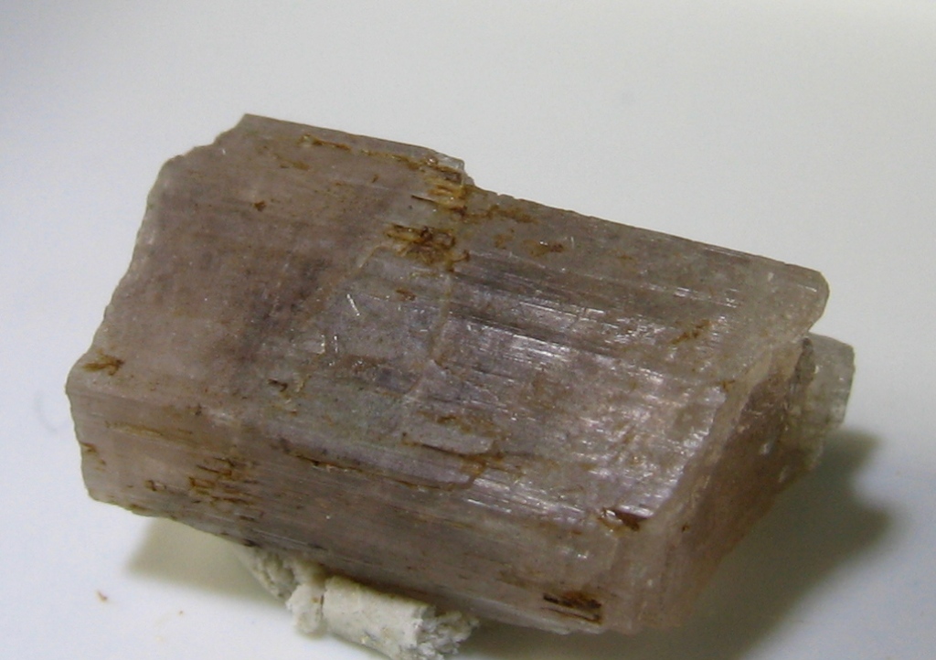 Shomiokite-(Y)