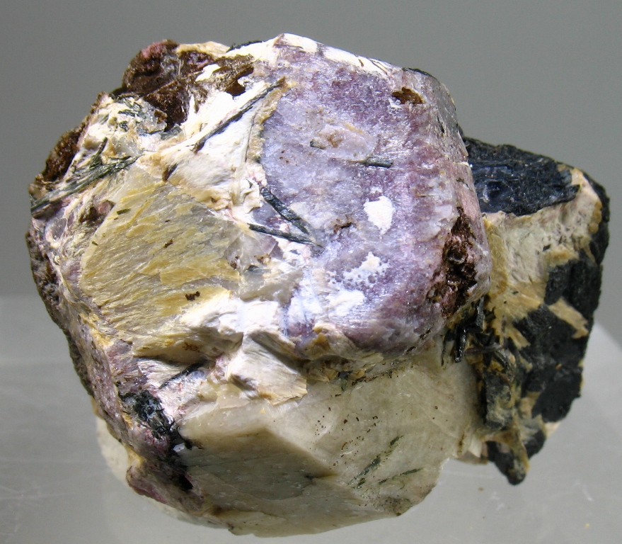 Wadeite Psm Eudialyte