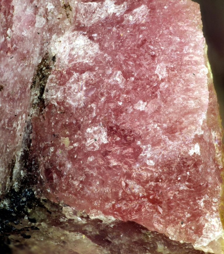 Tugtupite