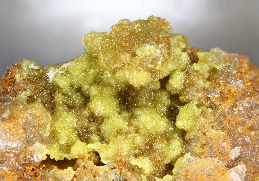 Arsenoflorencite-(Ce)