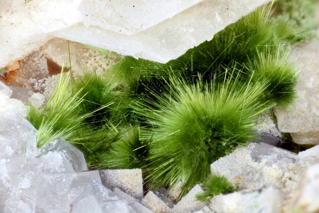 Agardite-(Ce)