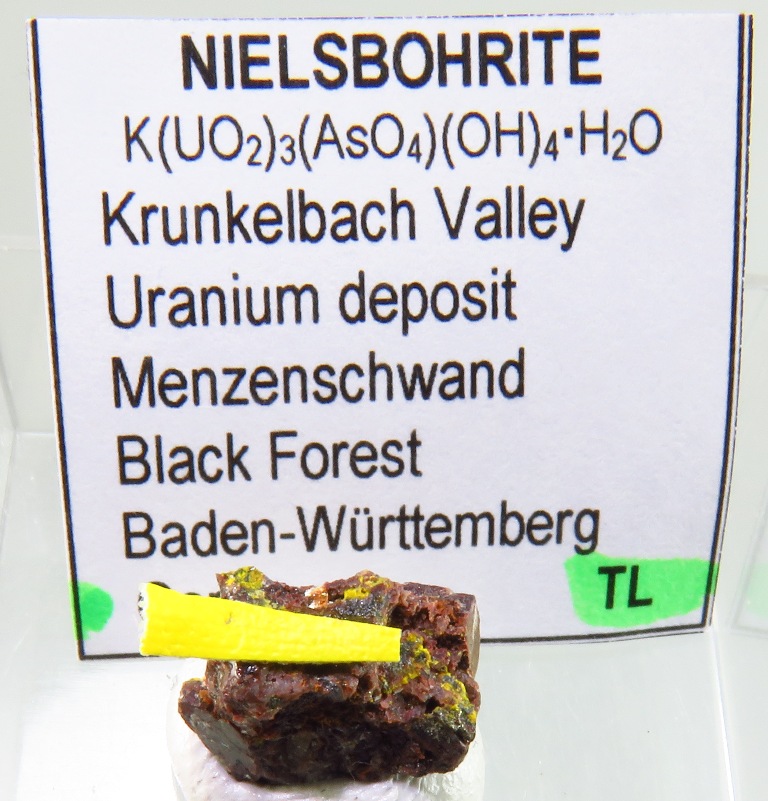 Nielsbohrite