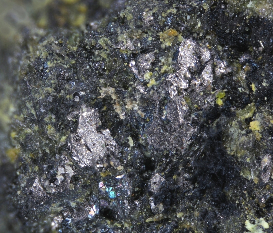 Comblainite Rutherfordine Vaesite & Uraninite