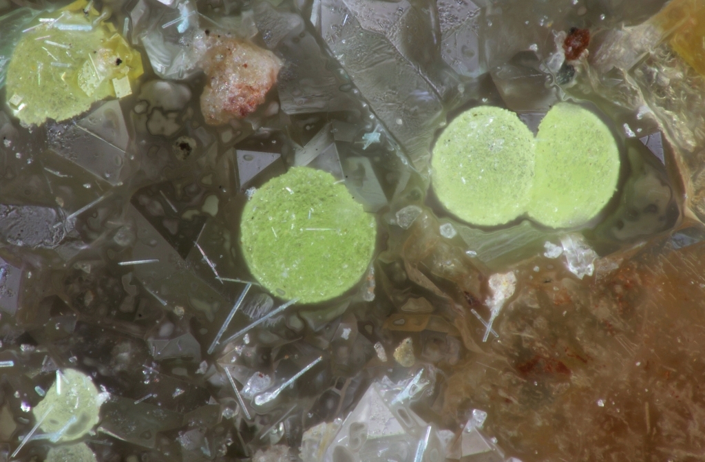 Atelestite Preisingerite Olivenite & Mixite