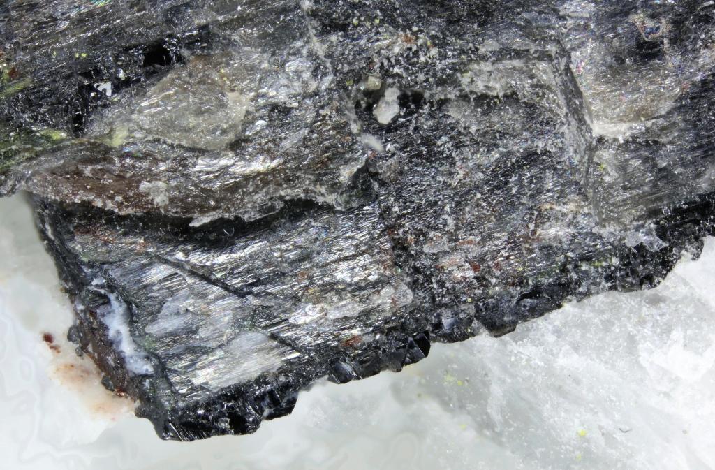 Lithiotantite & Thoreaulite