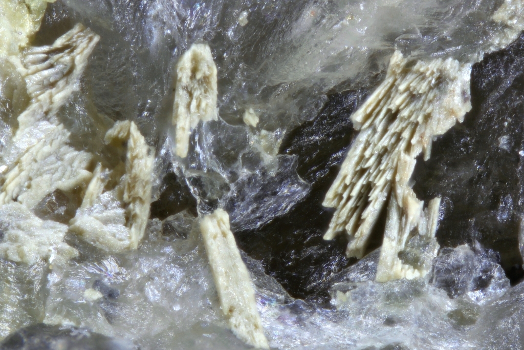 Phosphowalpurgite