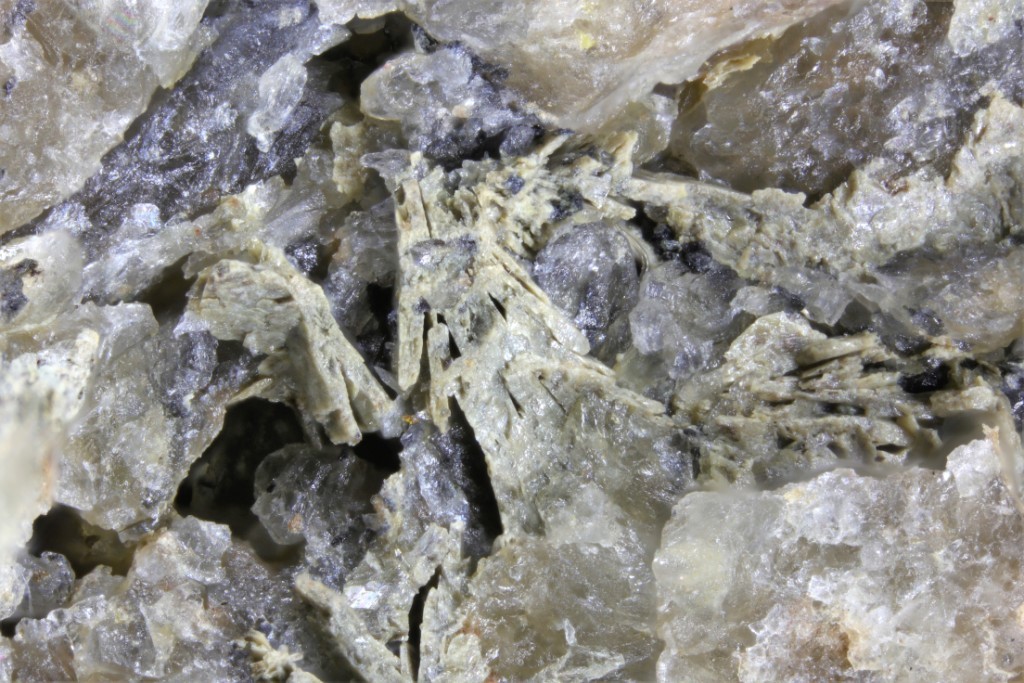 Phosphowalpurgite