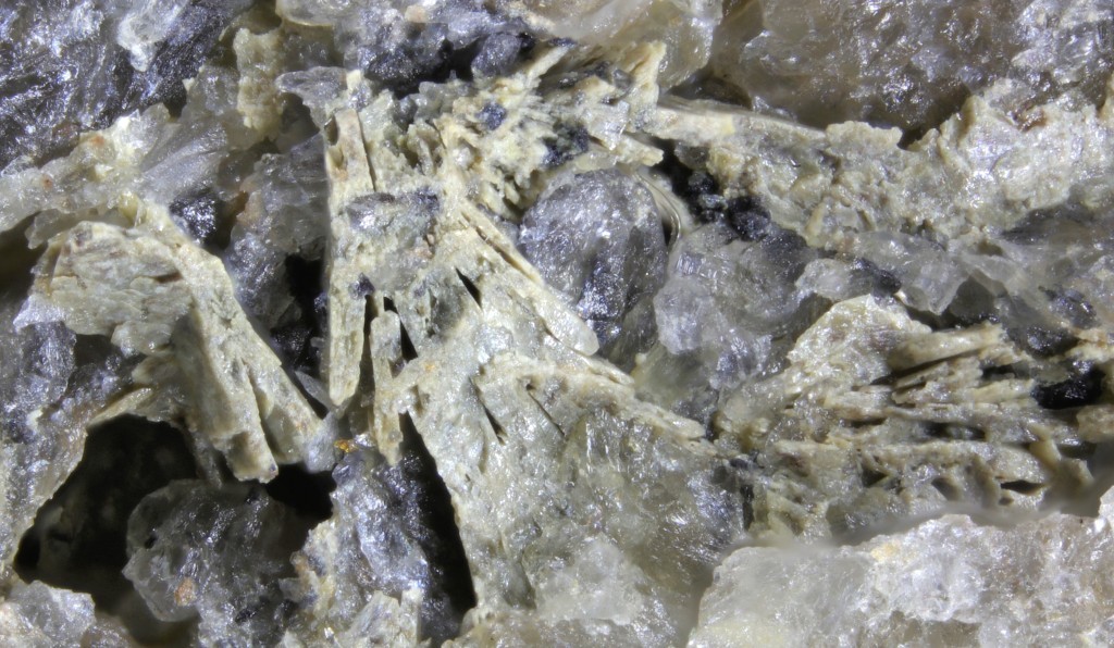 Phosphowalpurgite