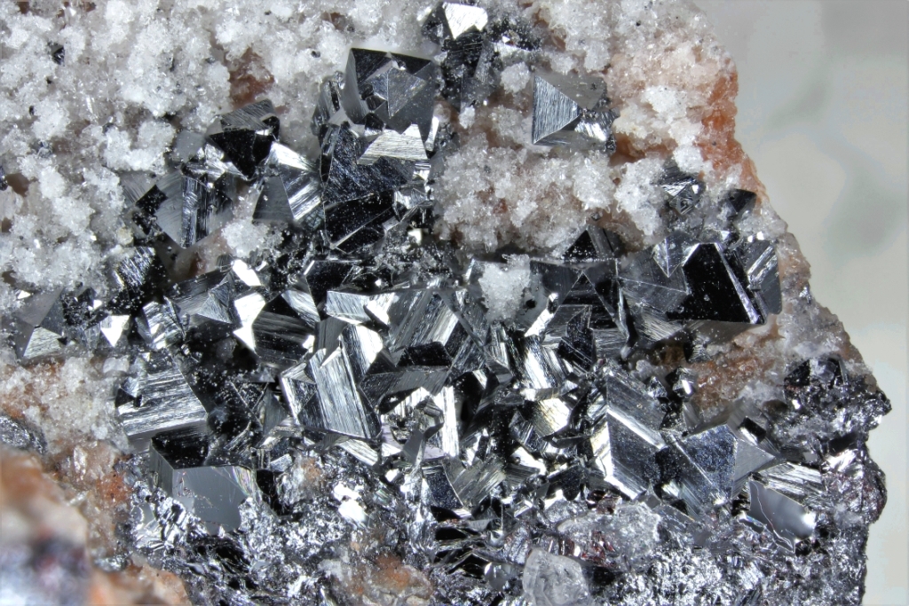 Manganoquadratite