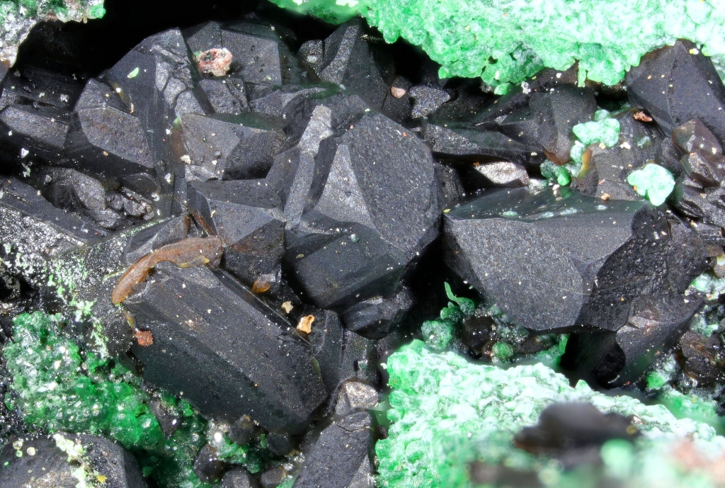 Dolerophanite