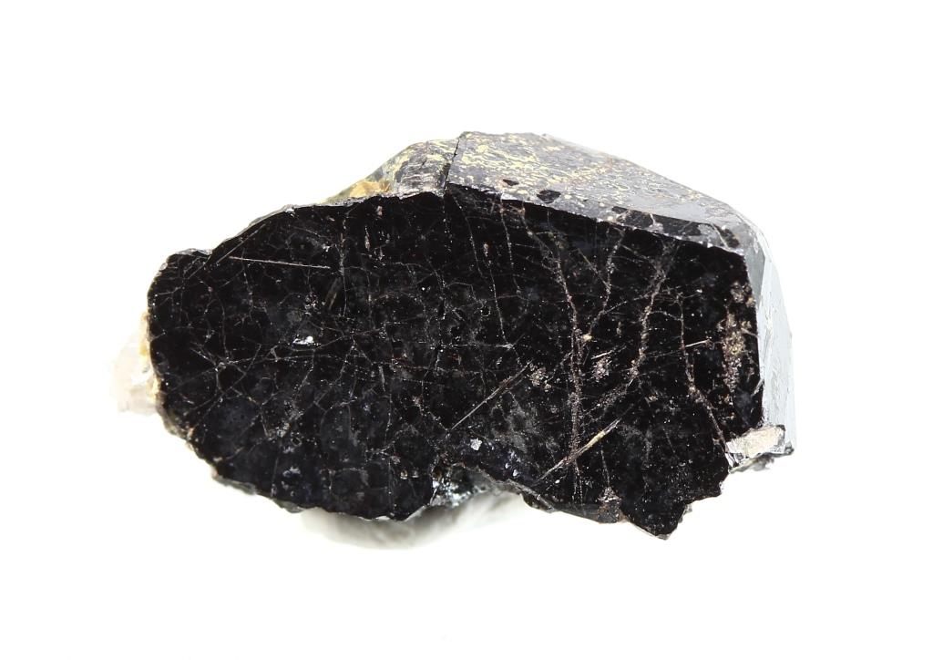 Almeidaite