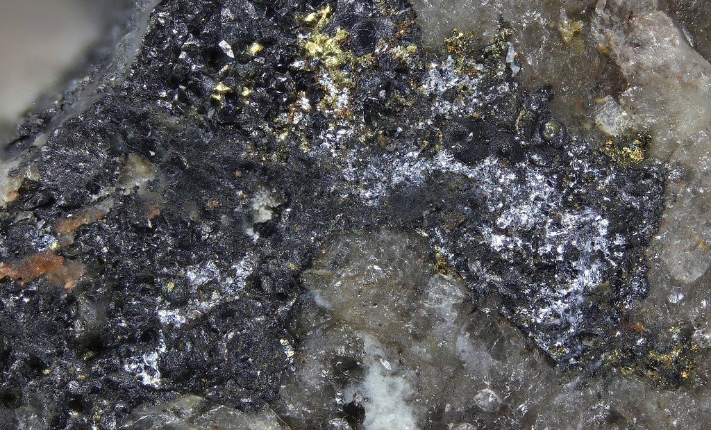 Chaméanite Uraninite & Athabascaite
