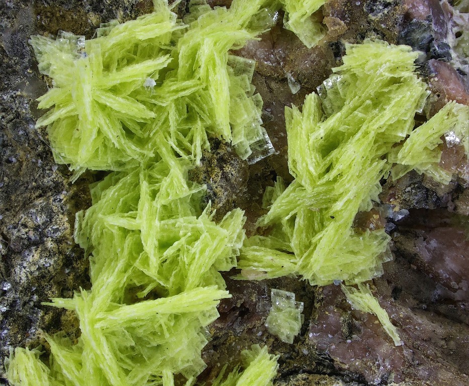 Heinrichite