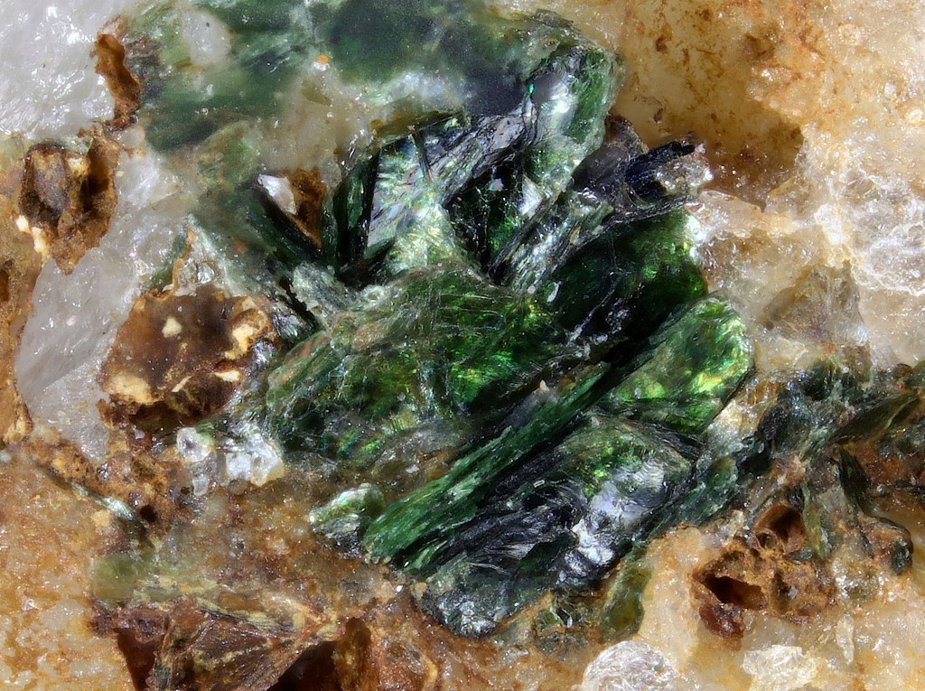 Chernykhite