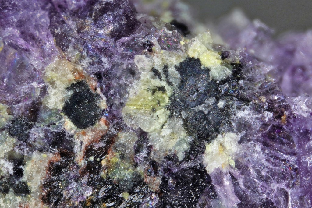 Dreyerite Bohdanowiczite & Naumannite