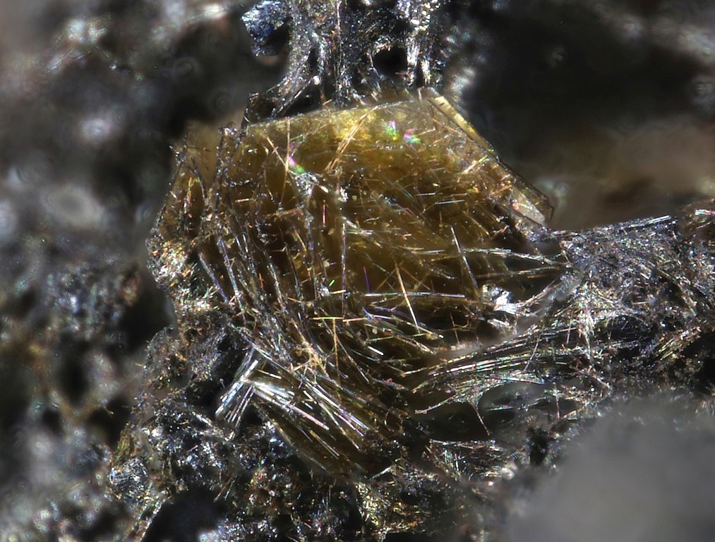 Hauckite