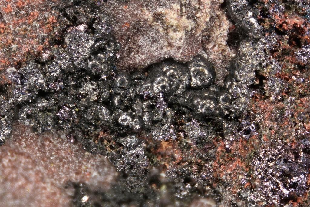 Coffinite & Uraninite