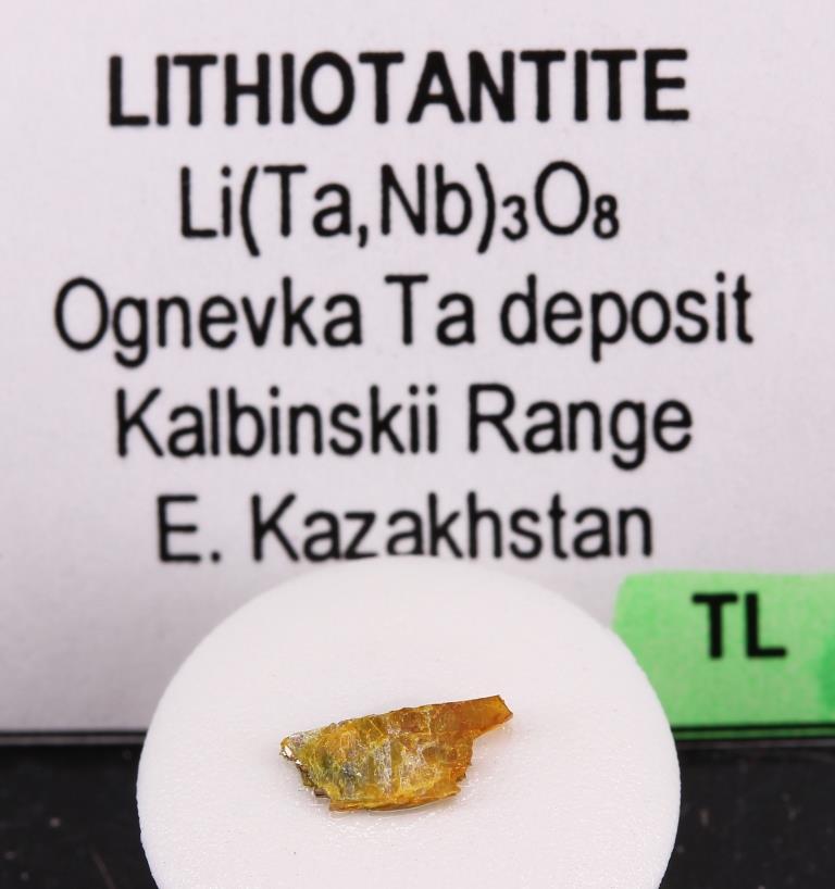Lithiotantite & Thoreaulite