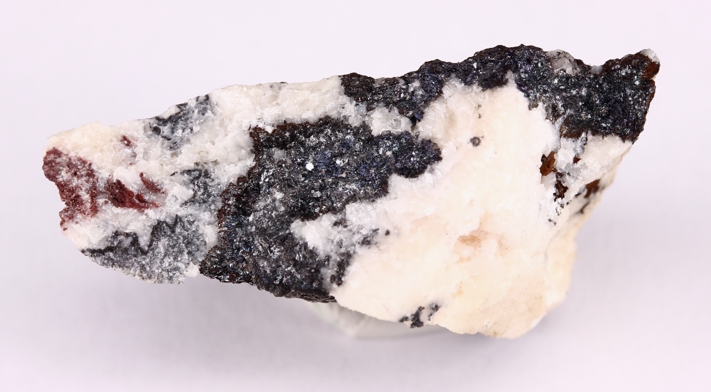 Berzelianite Tiemannite Eucairite & Umangite In Clausthalite
