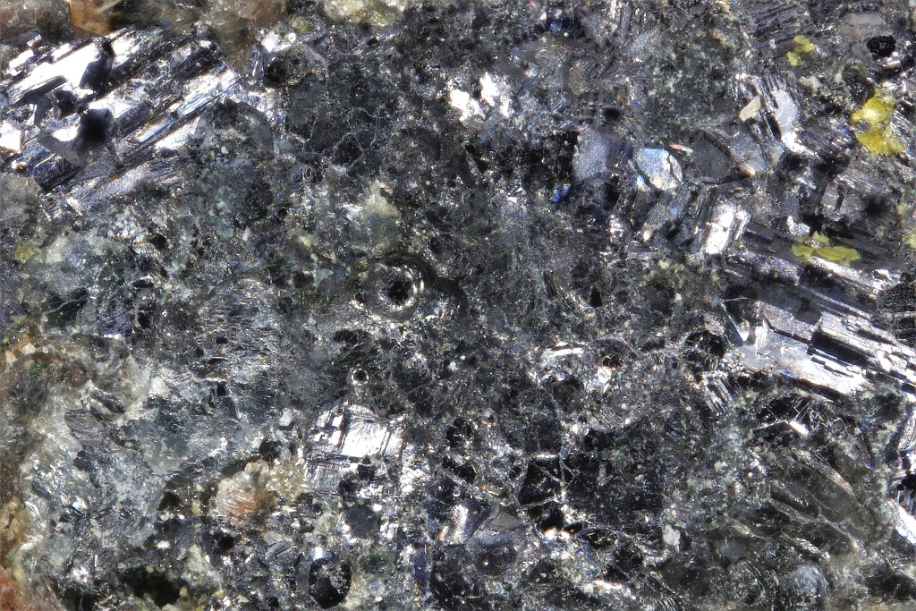 Matildite Coffinite & Uraninite In Galena