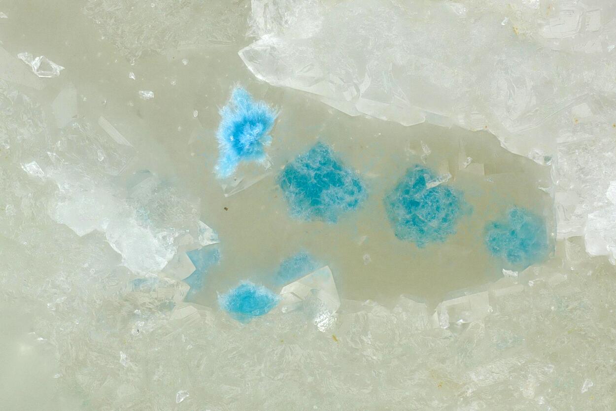 Carbonatecyanotrichite