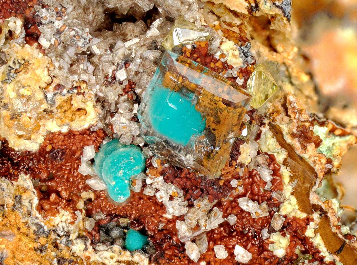 Zincrosasite