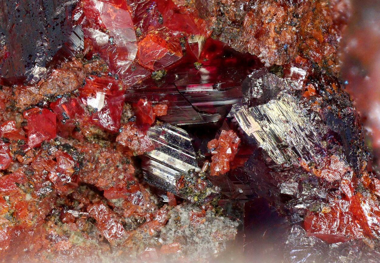 Lorándite