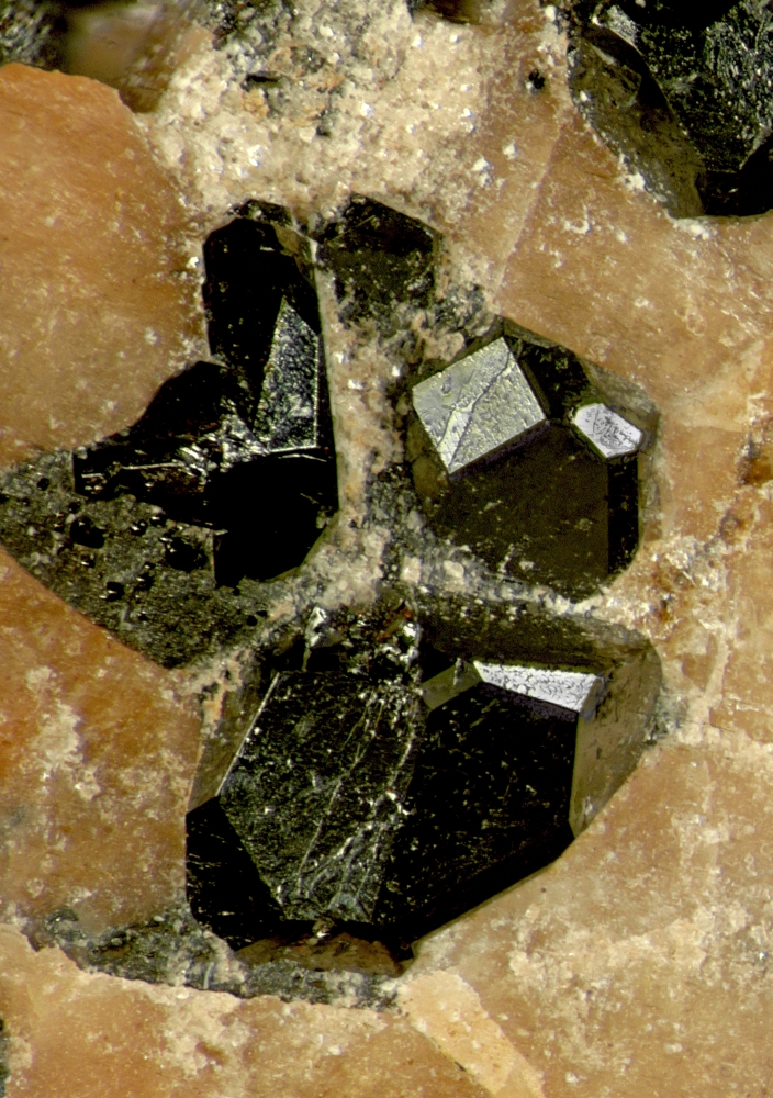 Franklinite Allactite & Baryte